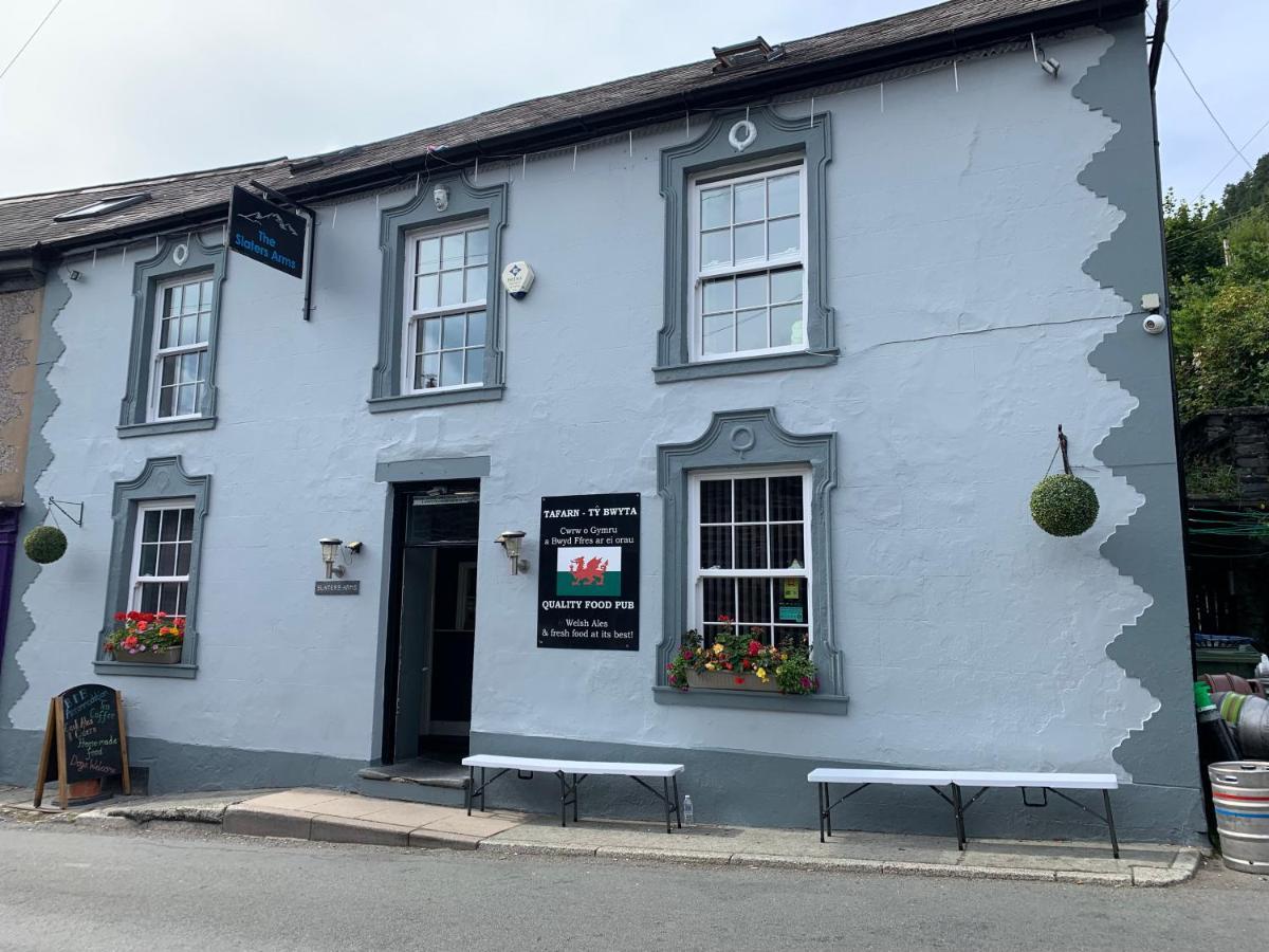 マカンスレス The Slaters Arms Corris Bed & Breakfast エクステリア 写真